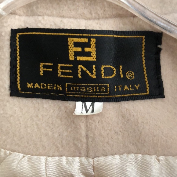 Beautiful Fendi 100% Cashmere Jacket Women’s Zip Up Medium M Beige Cream Neutral - Picture 9 of 9